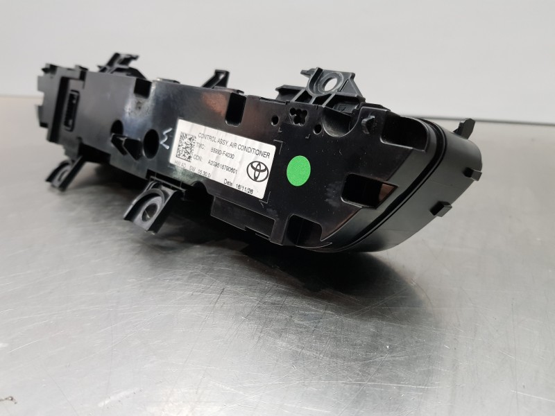 Recambio de mando climatizador para toyota c-hr hybrid referencia OEM IAM 55900F4030 A2C9518790601 