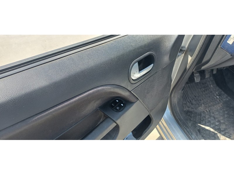 ford fiesta (cbk) del año 2006