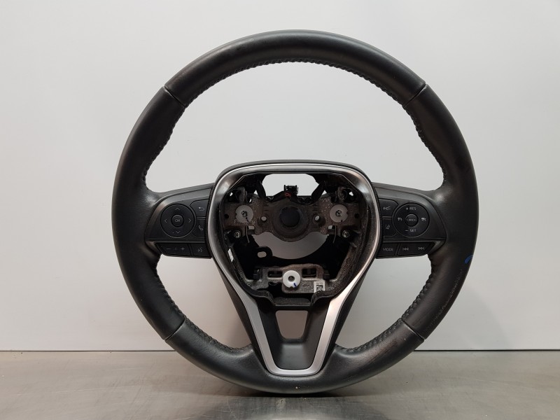 Recambio de volante para toyota corolla (e21) style referencia OEM IAM 4510202820C1 451000Z340 