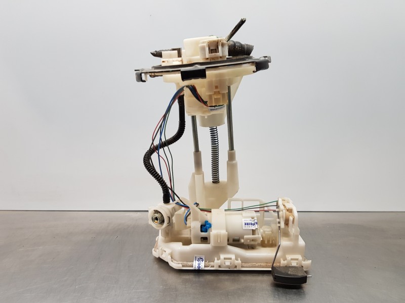 Recambio de aforador para toyota c-hr hybrid referencia OEM IAM 77020F4010  