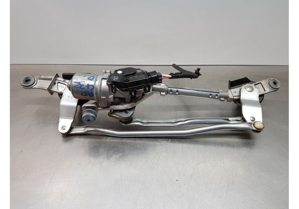 Recambio de motor limpia delantero para toyota corolla (e21) style referencia OEM IAM 8511012C80 1594000392 