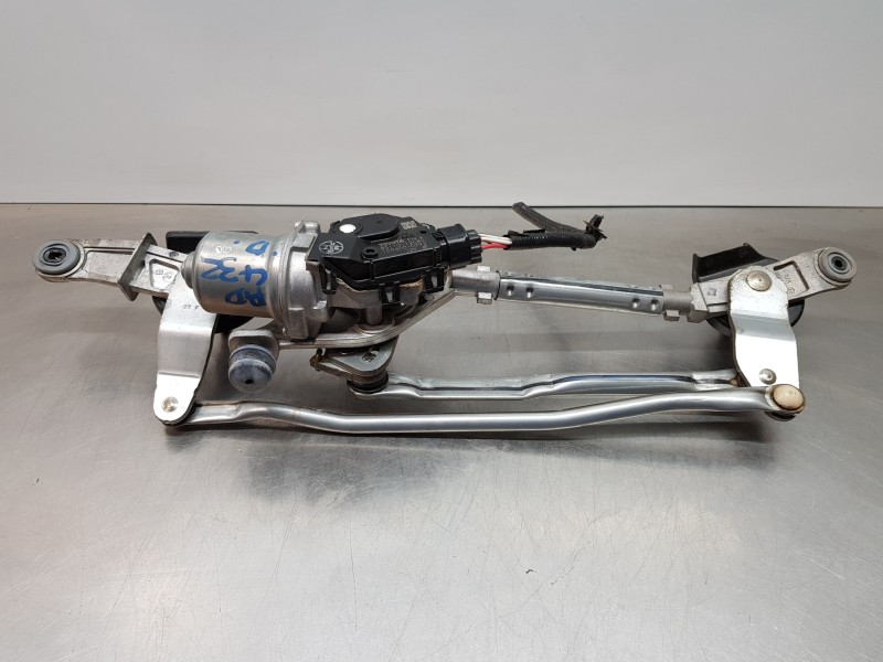 Recambio de motor limpia delantero para toyota corolla (e21) style referencia OEM IAM 8511012C80 1594000392 