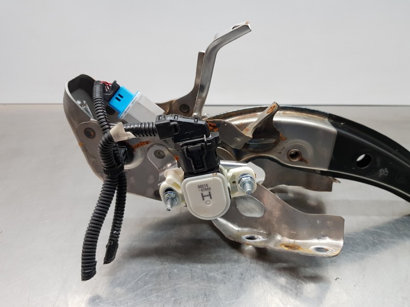 Recambio de pedal freno para toyota corolla (e21) style referencia OEM IAM 4711076170 8951047040 