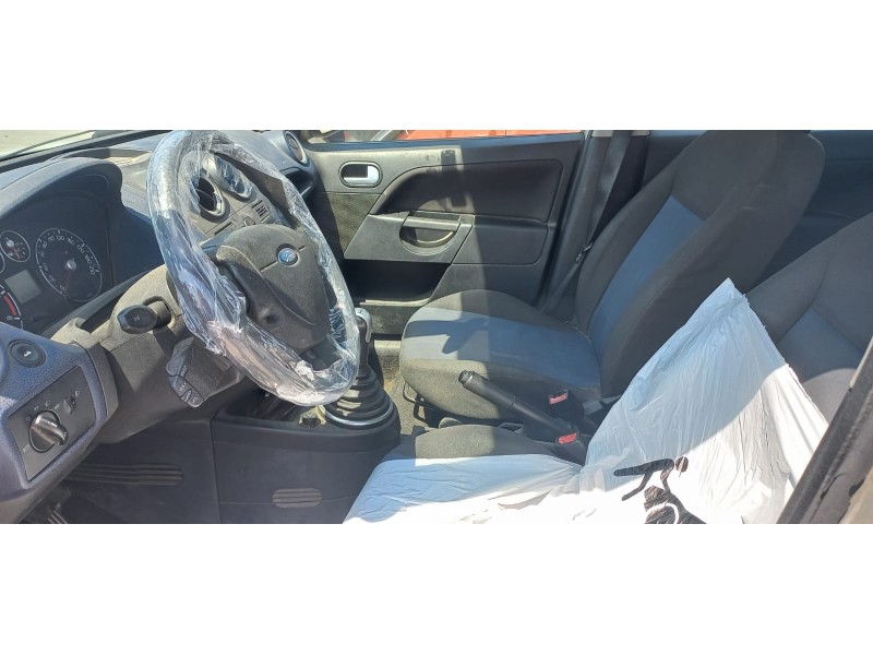 ford fiesta (cbk) del año 2006