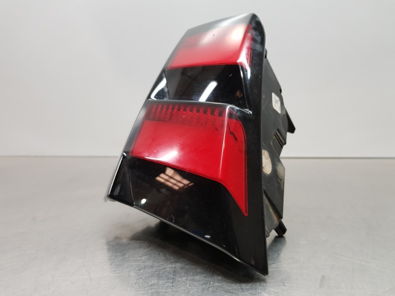 Recambio de piloto trasero derecho interior para peugeot 3008 gt line referencia OEM IAM 9810477780   Recambio de piloto trasero derecho interior para peugeot 3008 gt line referencia OEM IAM 9810477780