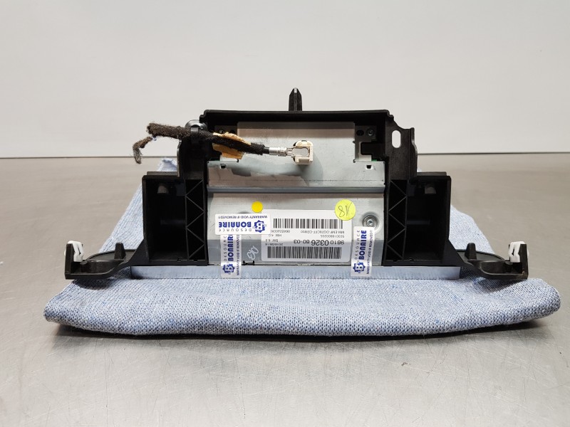 Recambio de pantalla multifuncion para peugeot 3008 gt line referencia OEM IAM 9810032680   Recambio de pantalla multifuncion para peugeot 3008 gt line referencia OEM IAM 9810032680