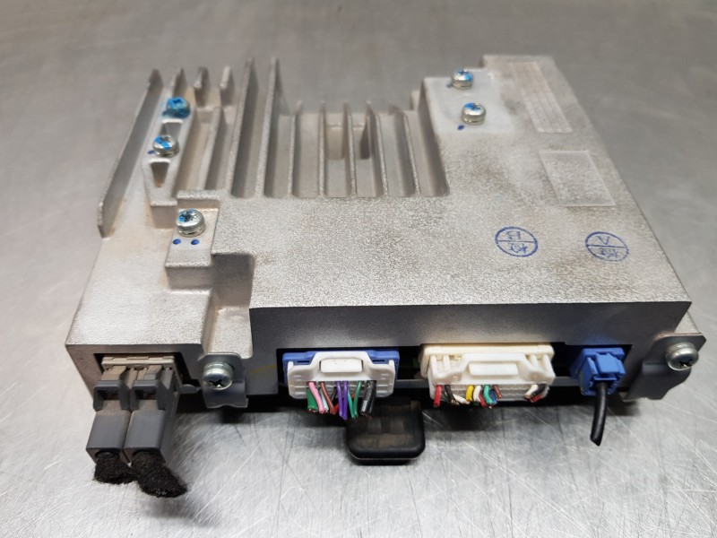 Recambio de amplificador de audio para mazda 2 lim. () origin referencia OEM IAM DHM5669C0B  