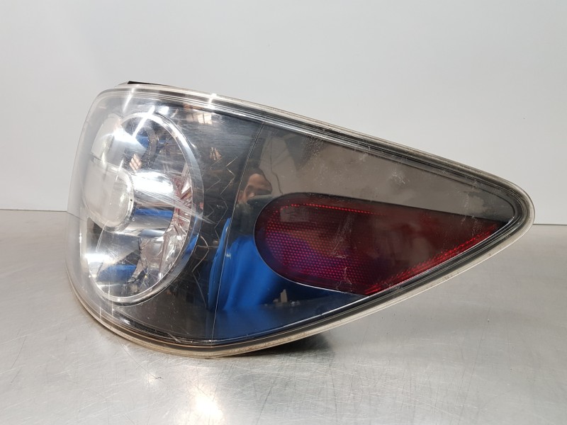 Recambio de piloto trasero derecho para mazda cx-7 (er) active referencia OEM IAM EH6251150C  