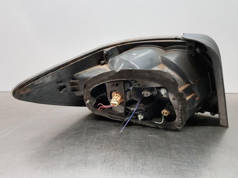 Recambio de piloto trasero derecho para mazda cx-7 (er) active referencia OEM IAM EH6251150C  