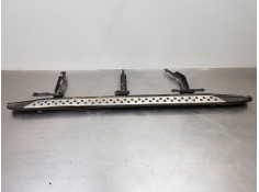 Recambio de estribos laterales para toyota c-hr hybrid referencia OEM IAM PW38810001  