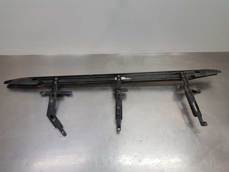 Recambio de estribos laterales para toyota c-hr hybrid referencia OEM IAM PW38810001  