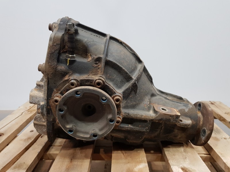 Recambio de diferencial trasero para ssangyong rodius ii referencia OEM IAM 4301021000 4311511000  Recambio de diferencial trasero para ssangyong rodius ii referencia OEM IAM 4301021000 4311511000