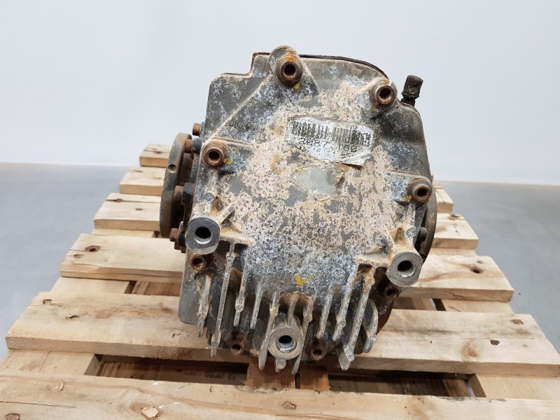 Recambio de diferencial trasero para ssangyong rodius ii referencia OEM IAM 4301021000 4311511000  Recambio de diferencial trasero para ssangyong rodius ii referencia OEM IAM 4301021000 4311511000