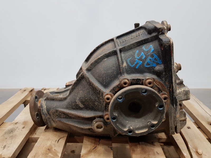 Recambio de diferencial trasero para ssangyong rodius ii referencia OEM IAM 4301021000 4311511000  Recambio de diferencial trasero para ssangyong rodius ii referencia OEM IAM 4301021000 4311511000