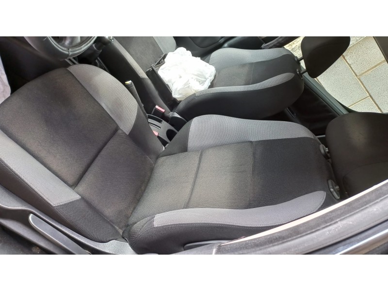 peugeot 207 del año 2008