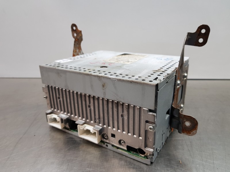 Recambio de sistema audio / radio cd para mitsubishi outlander (cw0) intense referencia OEM IAM 8701A215  