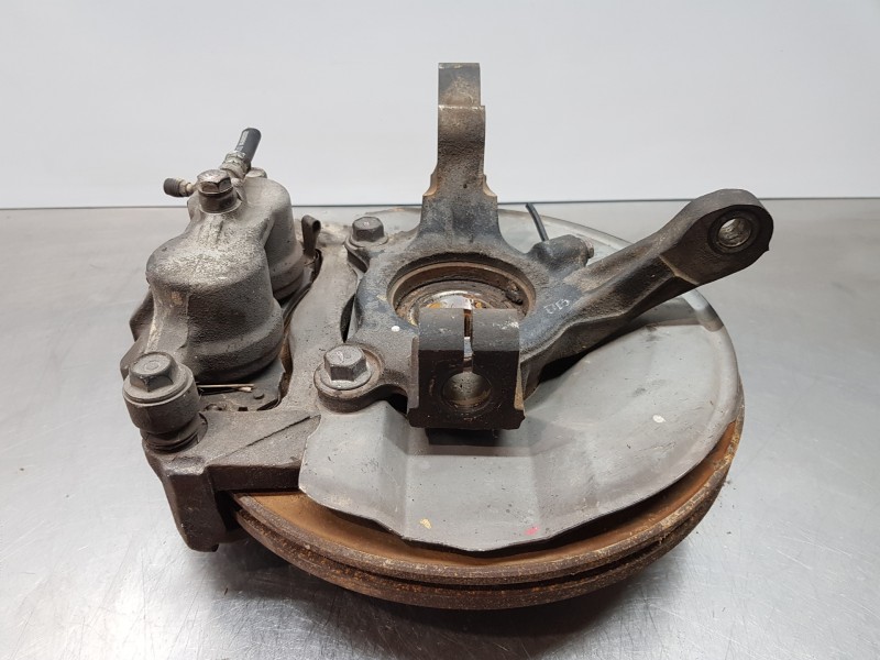 Recambio de mangueta delantera derecha para mitsubishi outlander (cw0) intense referencia OEM IAM 3870A008 3880A018  Recambio de mangueta delantera derecha para mitsubishi outlander (cw0) intense referencia OEM IAM 3870A008 3880A018