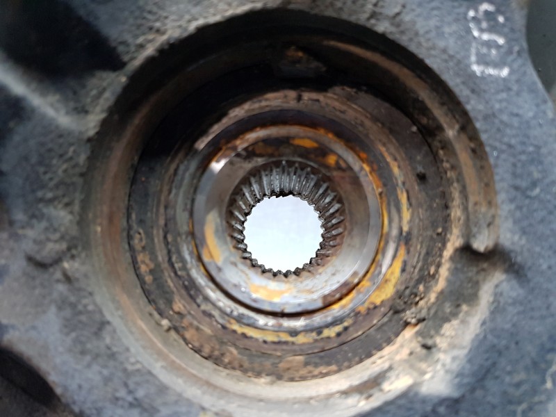 Recambio de mangueta delantera derecha para mitsubishi outlander (cw0) intense referencia OEM IAM 3870A008 3880A018  Recambio de mangueta delantera derecha para mitsubishi outlander (cw0) intense referencia OEM IAM 3870A008 3880A018