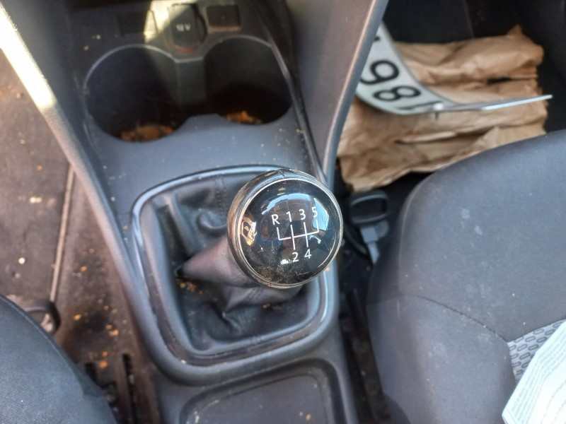 volkswagen polo (6r1) del año 2012