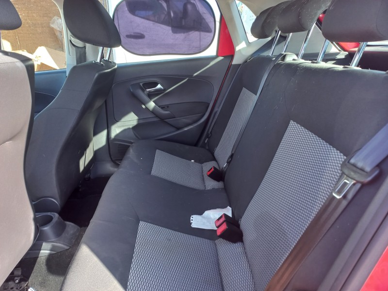 volkswagen polo (6r1) del año 2012