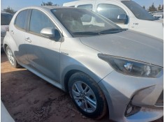 toyota yaris del año 2021 2