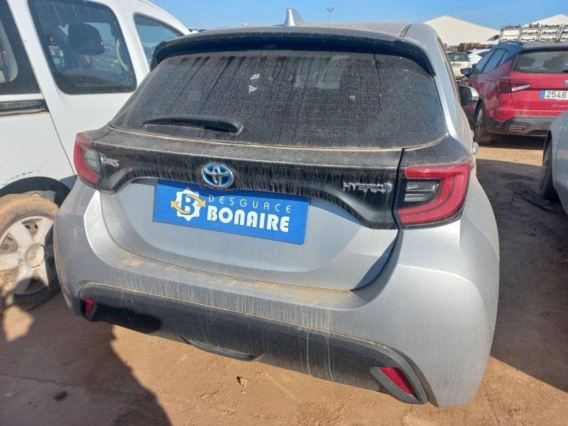 toyota yaris del año 2021