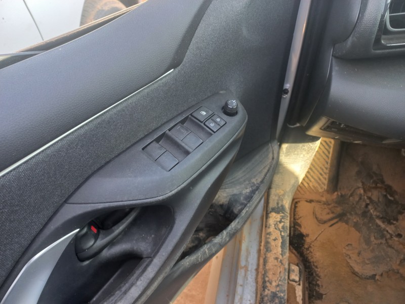 toyota yaris del año 2021