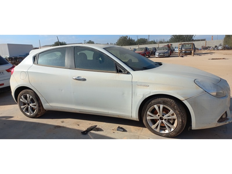 alfa romeo giulietta (191) del año 2013