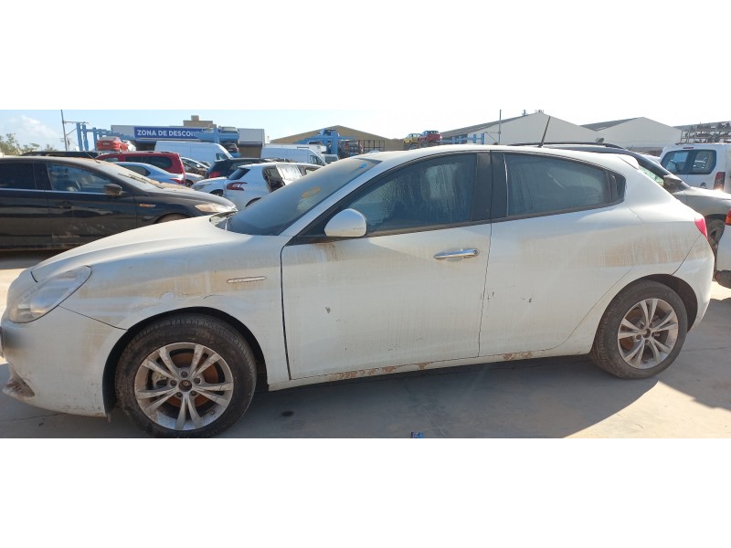 alfa romeo giulietta (191) del año 2013