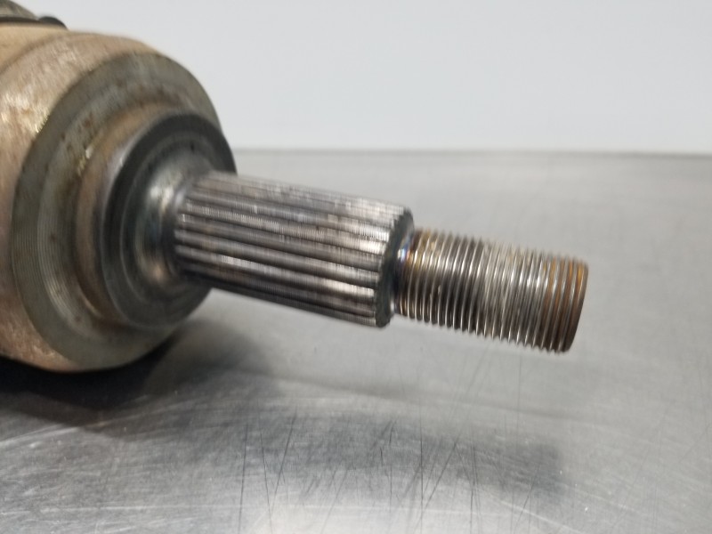 Recambio de transmision delantera derecha para renault megane iv berlina 5p fastback referencia OEM IAM 391003980R   Recambio de transmision delantera derecha para renault megane iv berlina 5p fastback referencia OEM IAM 391003980R