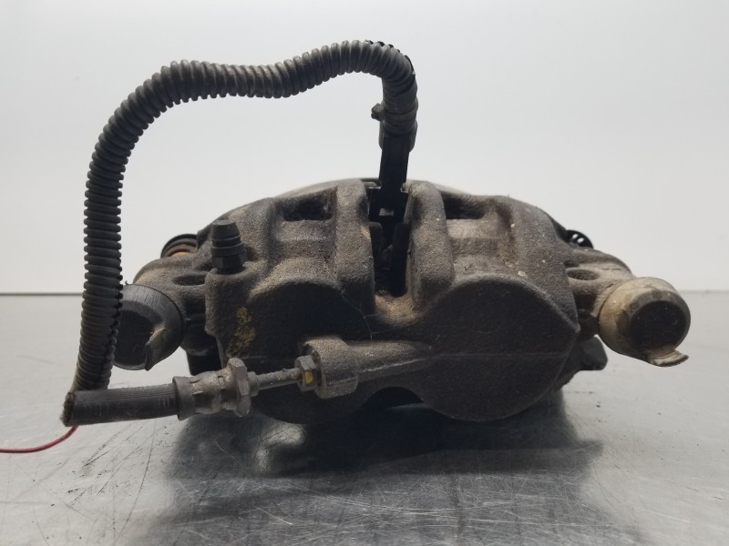 Recambio de pinza freno delantera derecha para renault maxity 130 dxi referencia OEM IAM 7485121662  