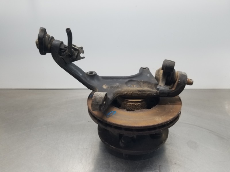 Recambio de mangueta delantera derecha para renault maxity 130 dxi referencia OEM IAM 7485124824  