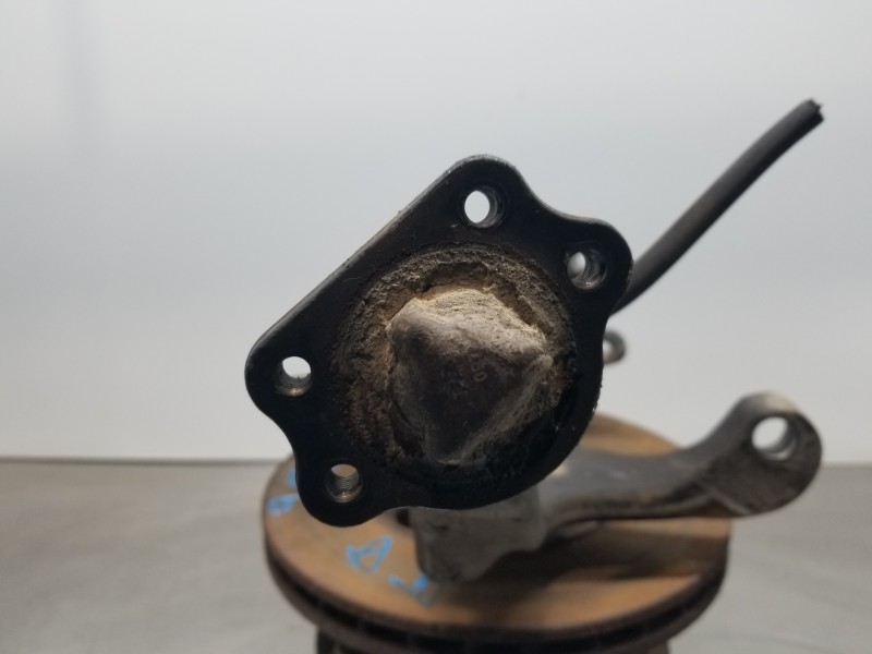 Recambio de mangueta delantera derecha para renault maxity 130 dxi referencia OEM IAM 7485124824  