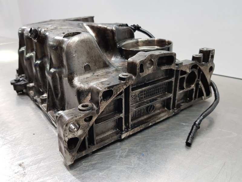 Recambio de carter para kia ceed sportswagon tech referencia OEM IAM 215102U010  