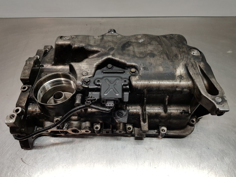 Recambio de carter para kia ceed sportswagon tech referencia OEM IAM 215102U010  