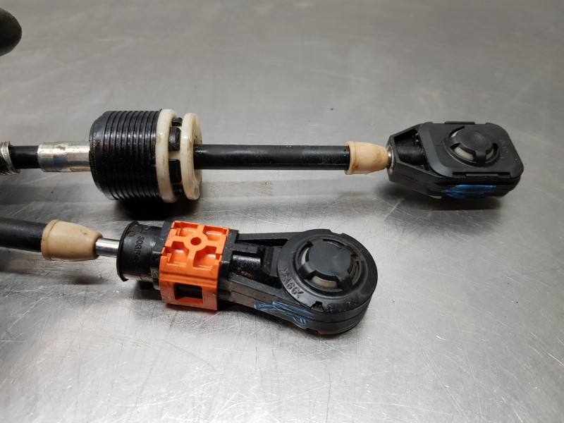 Recambio de varillaje cambio para ford fiesta (ce1) ecoboost active referencia OEM IAM 2501567 H1BR7E395CE 