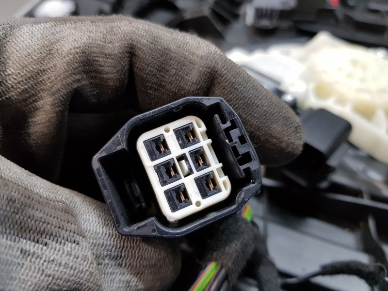 Recambio de elevalunas delantero derecho para ford fiesta (ce1) ecoboost active referencia OEM IAM 2499846 H1BBA23208CF 2422344