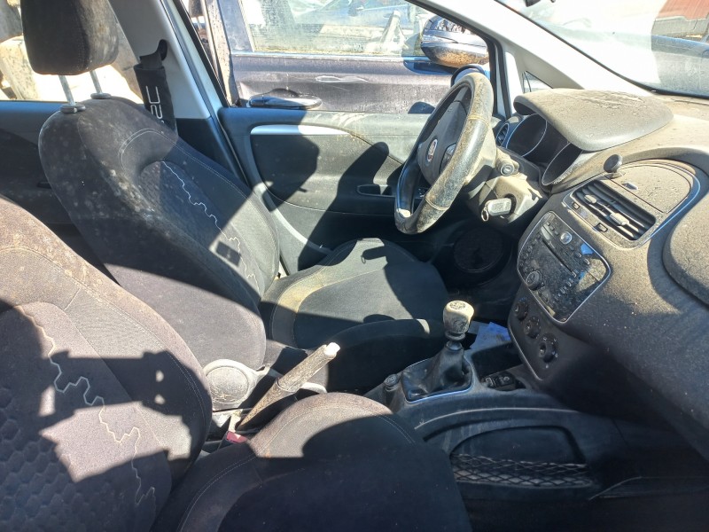 fiat punto (evo) (199) del año 2013