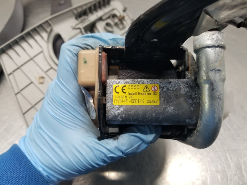 Recambio de cinturon seguridad delantero derecho para honda civic lim.4 (fb) navi pack referencia OEM IAM 0589P1000123  