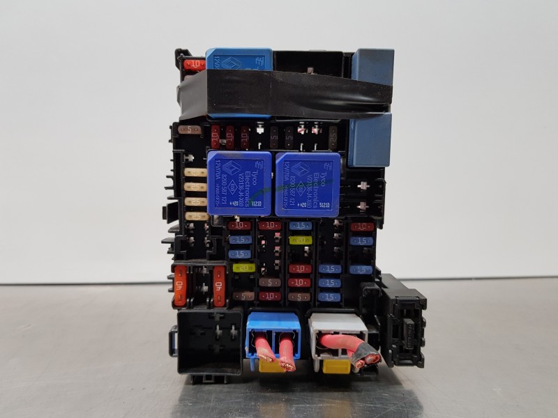 Recambio de caja reles / fusibles para renault megane iv berlina 5p fastback referencia OEM IAM 243800453R   Recambio de caja reles / fusibles para renault megane iv berlina 5p fastback referencia OEM IAM 243800453R