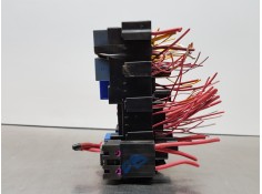 Recambio de caja reles / fusibles para renault megane iv berlina 5p fastback referencia OEM IAM 243800453R   2