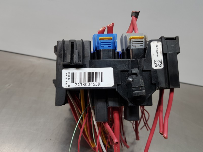 Recambio de caja reles / fusibles para renault megane iv berlina 5p fastback referencia OEM IAM 243800453R   Recambio de caja reles / fusibles para renault megane iv berlina 5p fastback referencia OEM IAM 243800453R