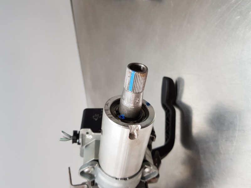 Recambio de columna direccion para renault megane iv berlina 5p fastback referencia OEM IAM 488106734R 488101067R  Recambio de columna direccion para renault megane iv berlina 5p fastback referencia OEM IAM 488106734R 488101067R