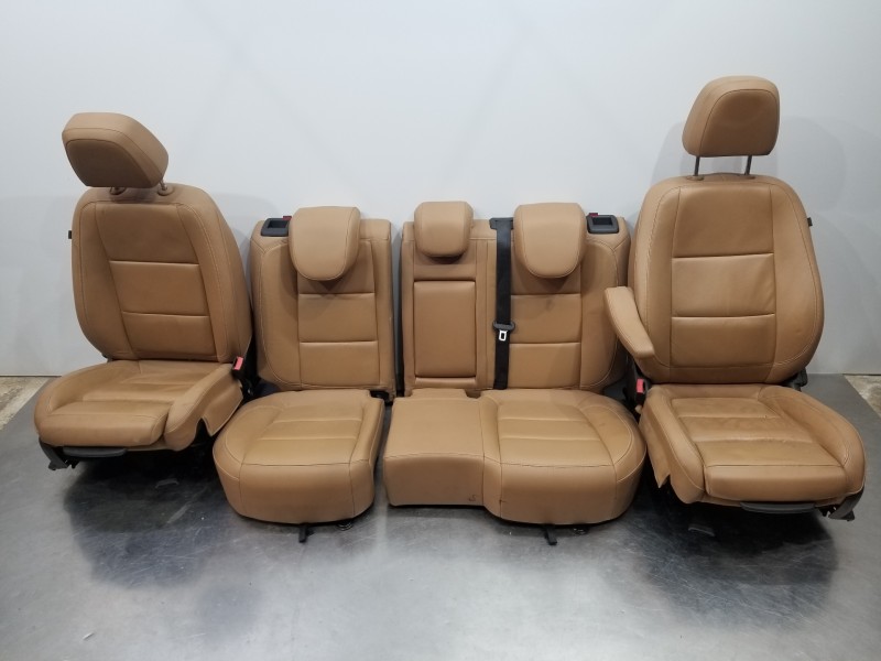 Recambio de juego asientos completo para opel mokka x selective referencia OEM IAM 42522859 42523464 42498946 Recambio de juego asientos completo para opel mokka x selective referencia OEM IAM 42522859 42523464 42498946