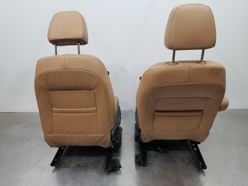 Recambio de juego asientos completo para opel mokka x selective referencia OEM IAM 42522859 42523464 42498946 Recambio de juego asientos completo para opel mokka x selective referencia OEM IAM 42522859 42523464 42498946