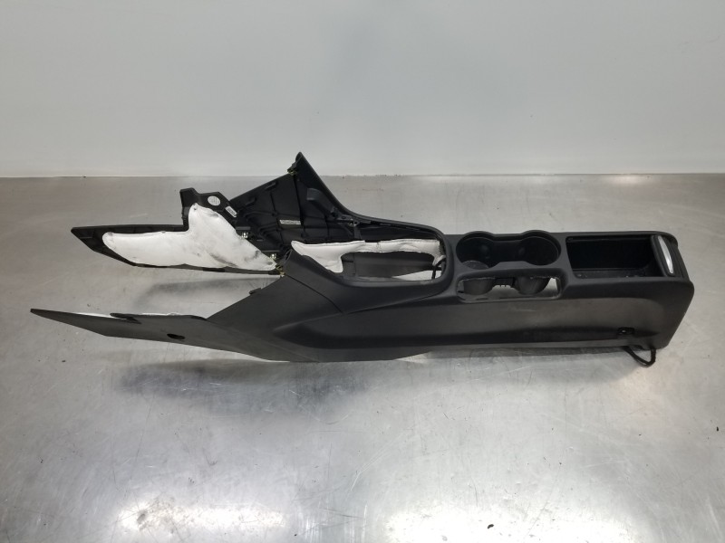 Recambio de juego asientos completo para opel mokka x selective referencia OEM IAM 42522859 42523464 42498946 Recambio de juego asientos completo para opel mokka x selective referencia OEM IAM 42522859 42523464 42498946