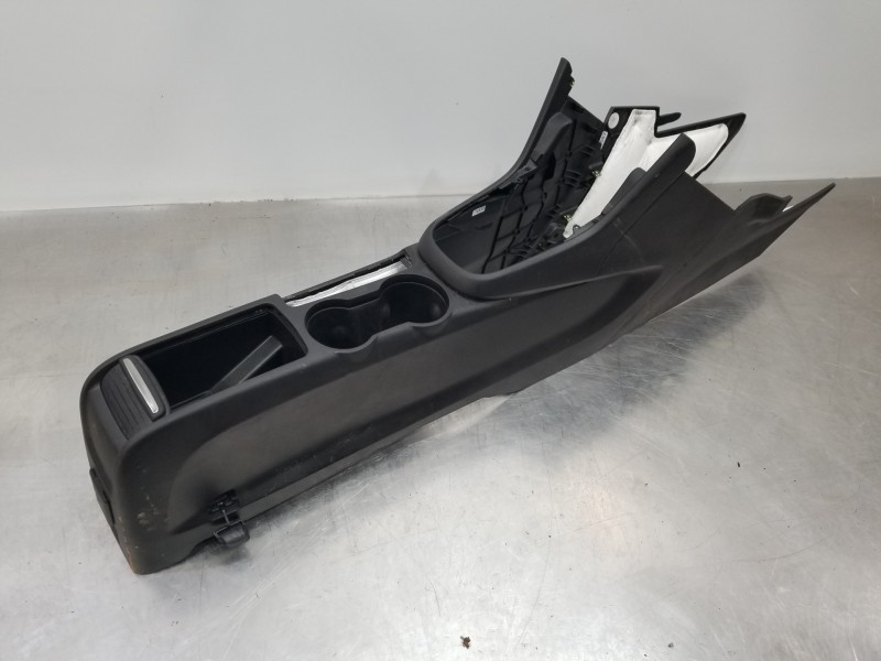 Recambio de juego asientos completo para opel mokka x selective referencia OEM IAM 42522859 42523464 42498946 Recambio de juego asientos completo para opel mokka x selective referencia OEM IAM 42522859 42523464 42498946