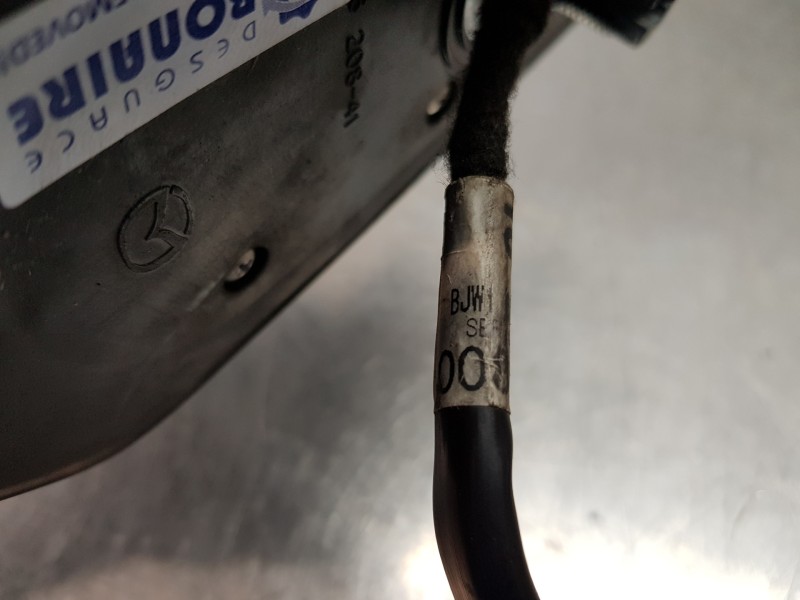 Recambio de antena para mazda 2 lim. () origin referencia OEM IAM BJW166930B  