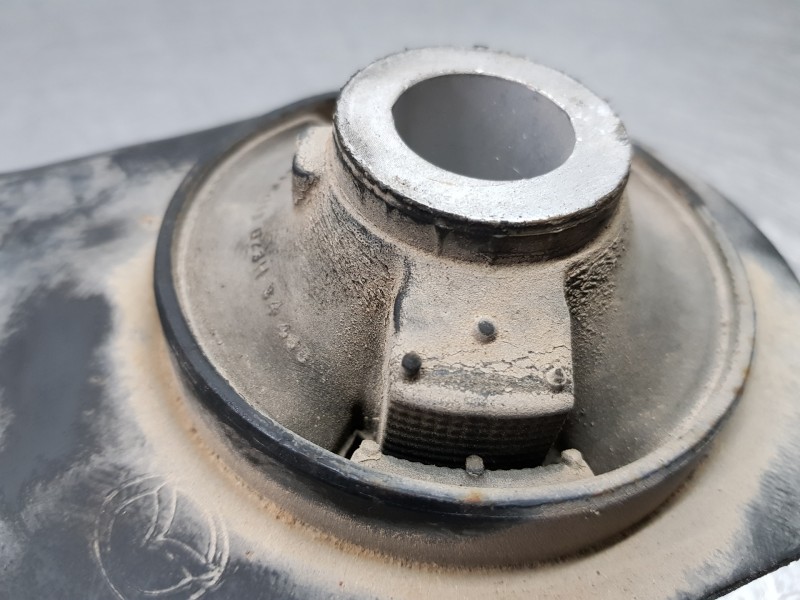 Recambio de brazo suspension inferior delantero derecho para mazda 2 lim. () origin referencia OEM IAM DG7R34300  