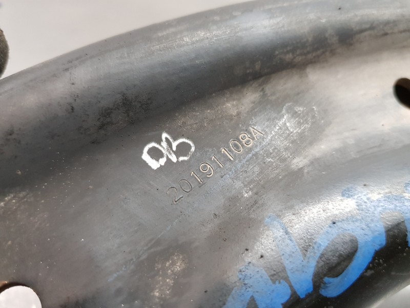 Recambio de brazo suspension inferior delantero derecho para mazda 2 lim. () origin referencia OEM IAM DG7R34300  